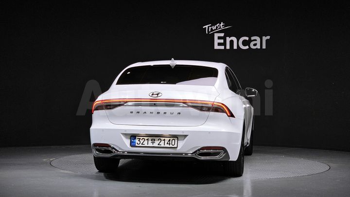 Hyundai Grandeur 2022 — 4
