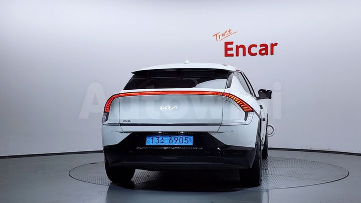 Kia EV6 2022 — 4