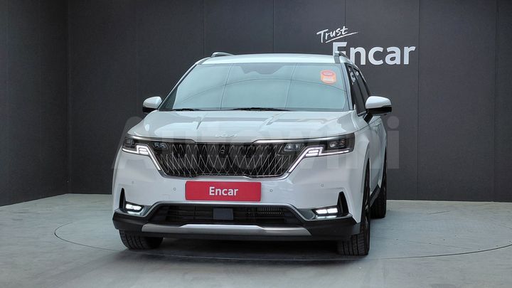 Kia Carnival 2021 — 3