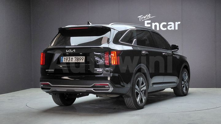 Kia Sorento 2023 — 2