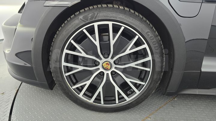 Porsche Taycan 2022 — 5