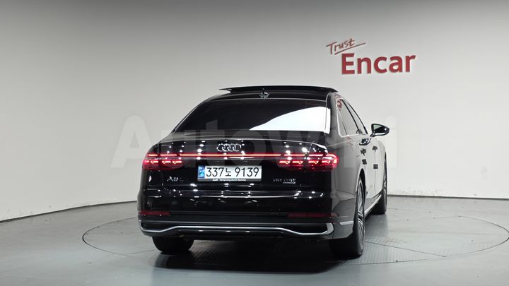 Audi A8 2023 — 3