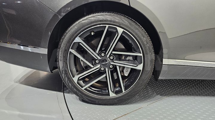 Genesis G80 2025 — 5