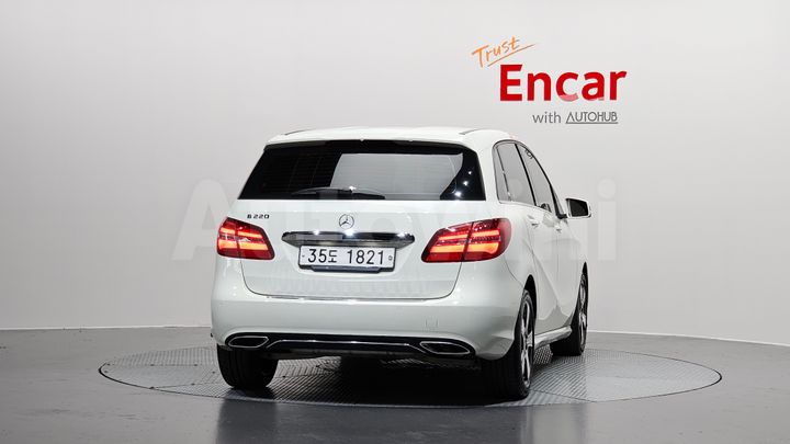 Mercedes Benz B Class 2018 — 4