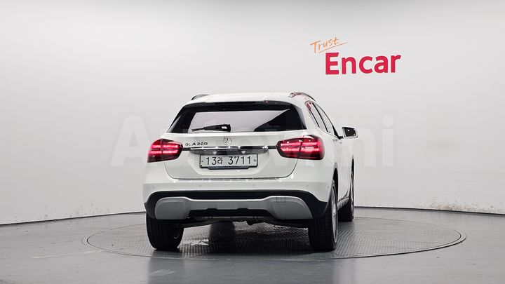 Mercedes Benz GLA Class 2019 — 3