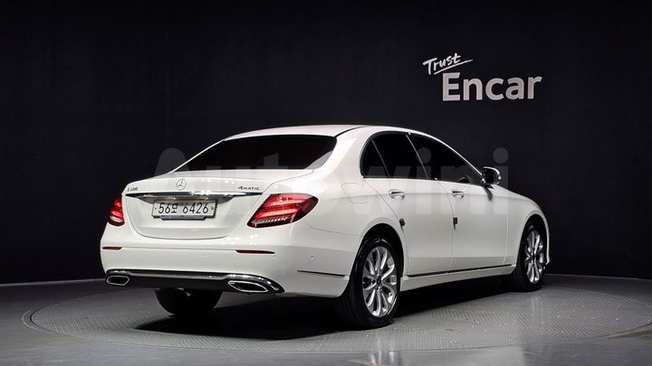 Mercedes Benz E Class 2018 — 2