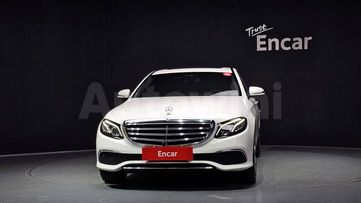 Mercedes Benz E Class 2018 — 3