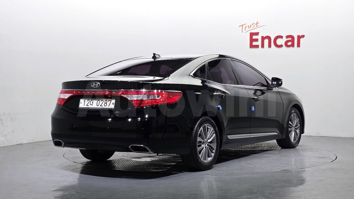 Hyundai Grandeur 2017 — 2