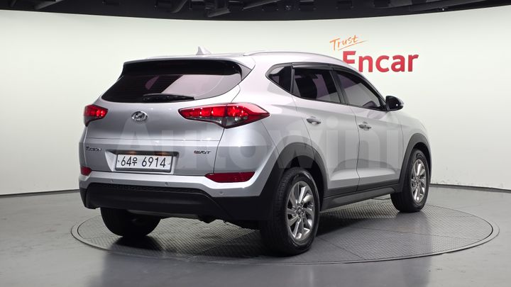Hyundai Tucson 2016 — 2