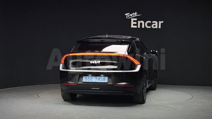 Kia EV6 2022 — 4