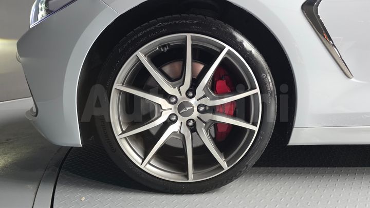 Genesis G70 2020 — 5