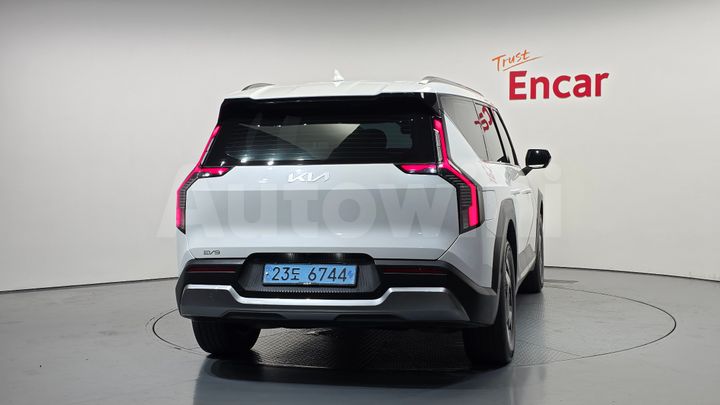 Kia EV9 2024 — 4