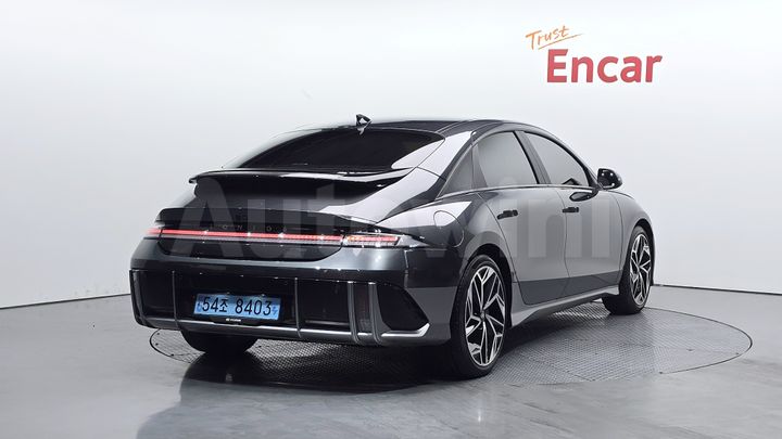 Hyundai Ioniq 2023 — 2