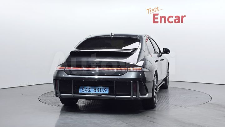Hyundai Ioniq 2023 — 4