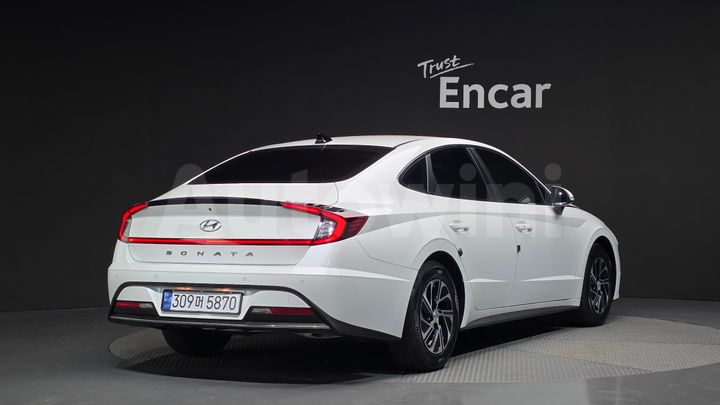 Hyundai Sonata 2022 — 2