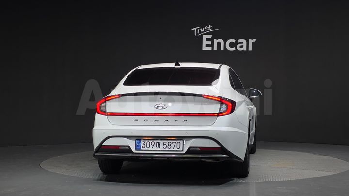 Hyundai Sonata 2022 — 4
