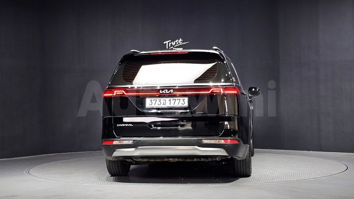 Kia Carnival 2023 — 4