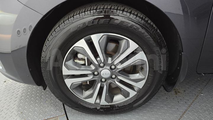 Kia Carnival 2020 — 5