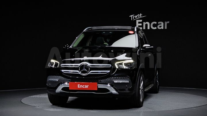 Mercedes Benz GLE Class 2021 — 3