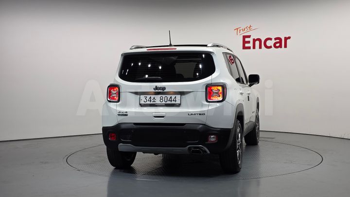 Jeep Renegade 2018 — 4