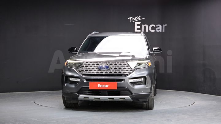 Ford Explorer 2020 — 3
