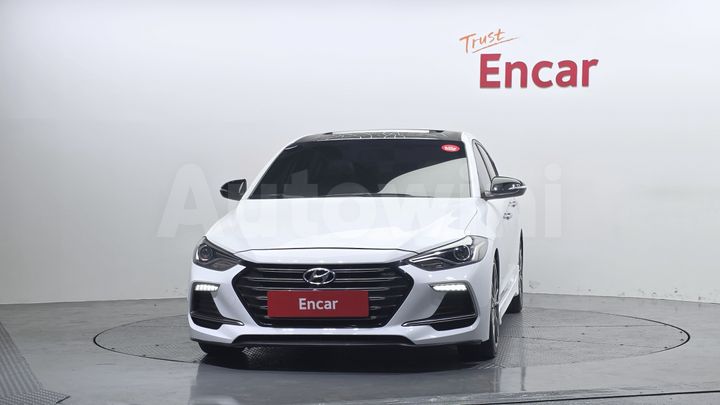 Hyundai Avante 2017 — 3