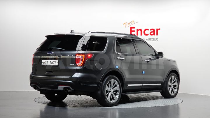 Ford Explorer 2018 — 2