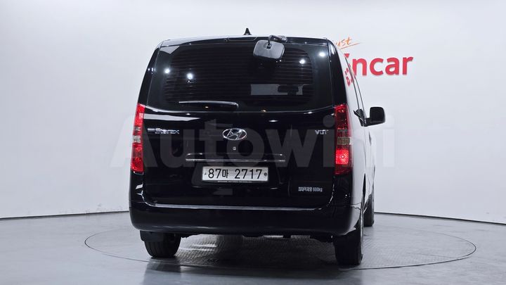 Hyundai Starex 2019 — 4