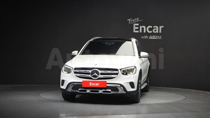 Mercedes Benz GLC Class 2020 — 3