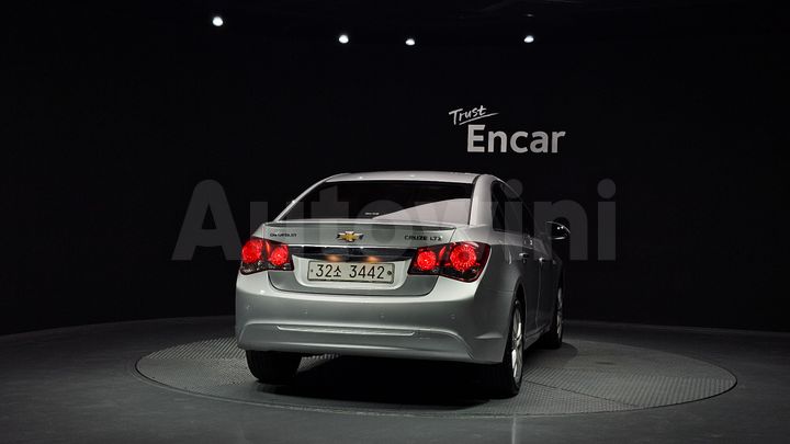 Chevrolet Cruze 2013 — 4