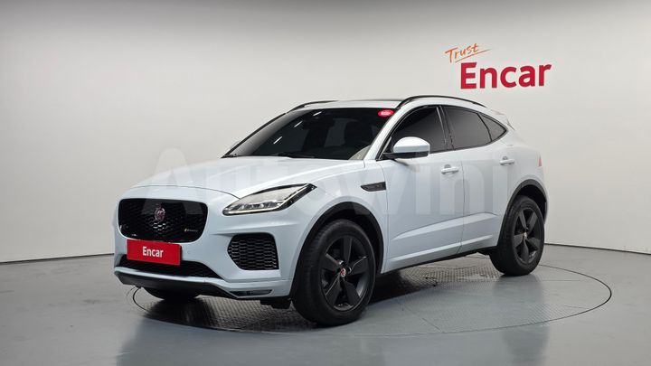 Jaguar E PACE