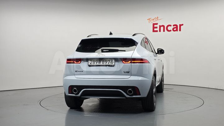 Jaguar E PACE 2020 — 4