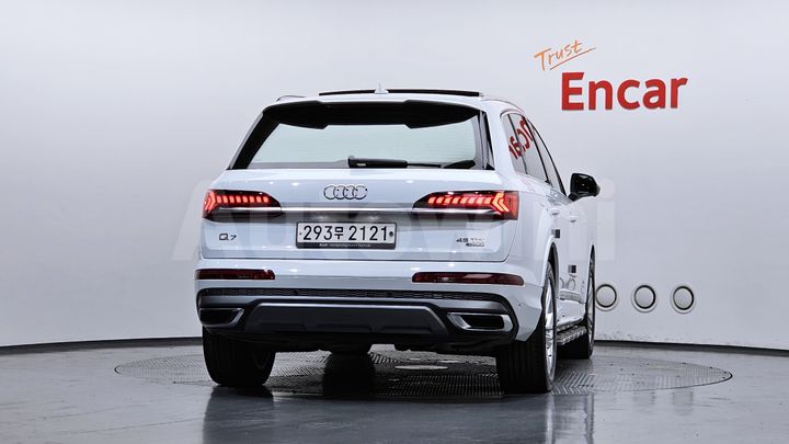 Audi Q7 2020 — 4