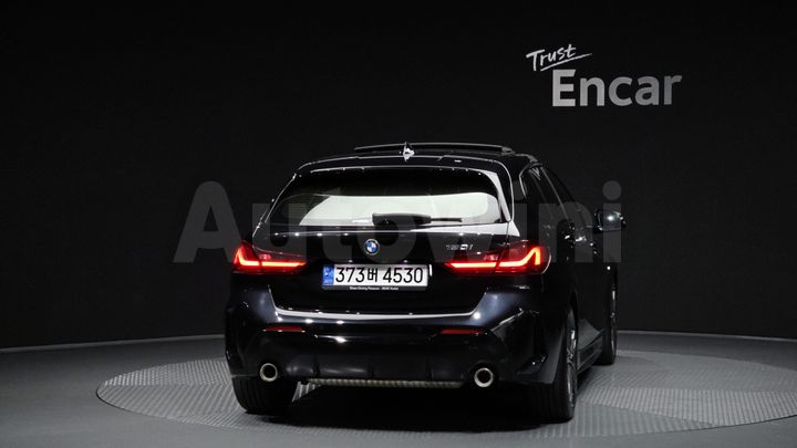 BMW 1 Series 2022 — 4