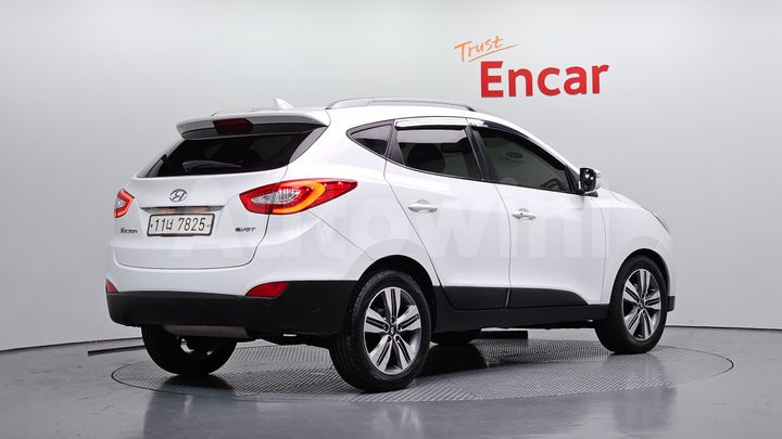 Hyundai Tucson 2015 — 2