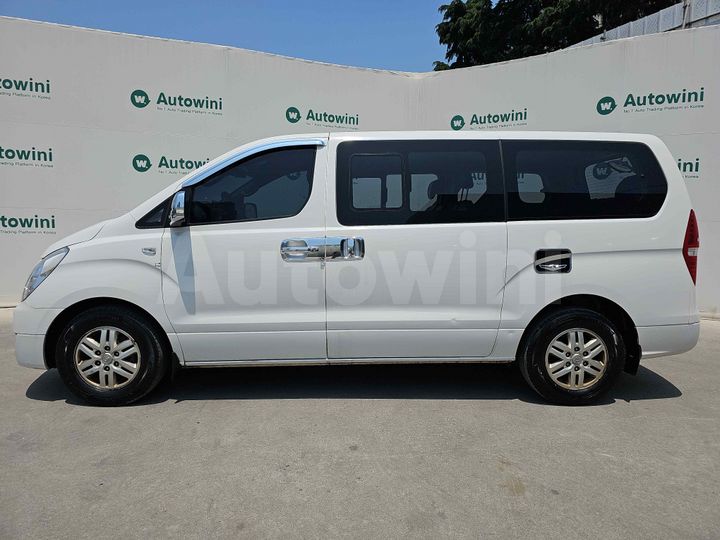 Hyundai Starex 2016 — 2