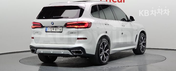 BMW X5 2023 — 4