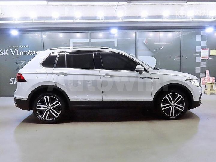 Volkswagen Tiguan 2021 — 3