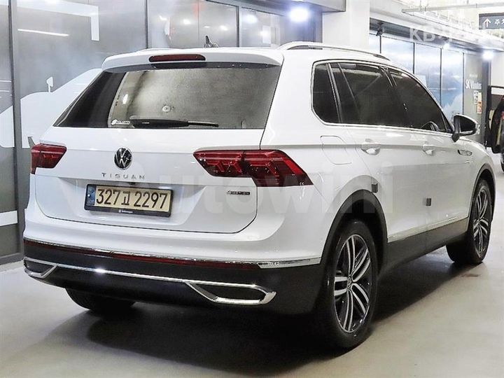 Volkswagen Tiguan 2021 — 4
