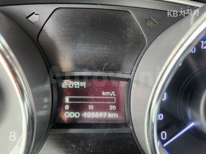 Hyundai Sonata 2010 KMHEC41BBAA133353 — 5