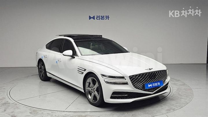 Genesis G80 2022 KMTGB41CDNU132936 — 3