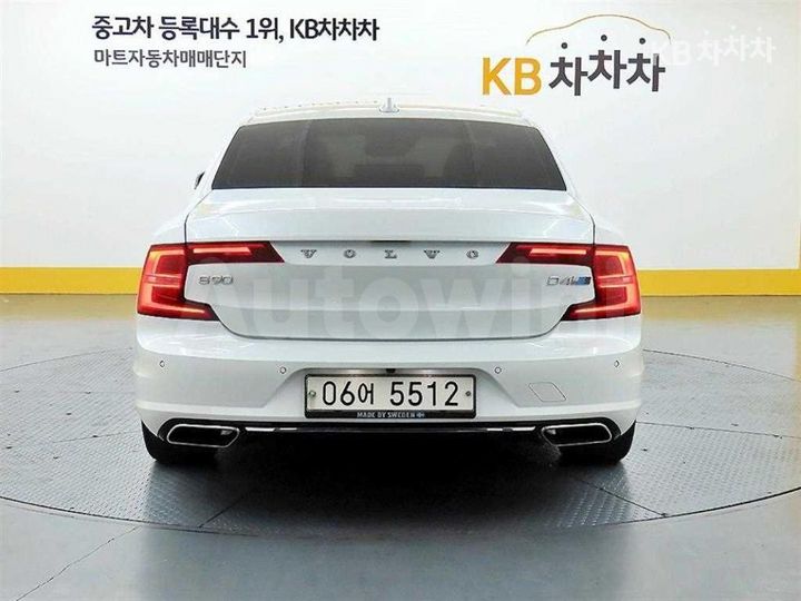 Volvo S90 2018 YV1PSA8ADJ1037416 — 3