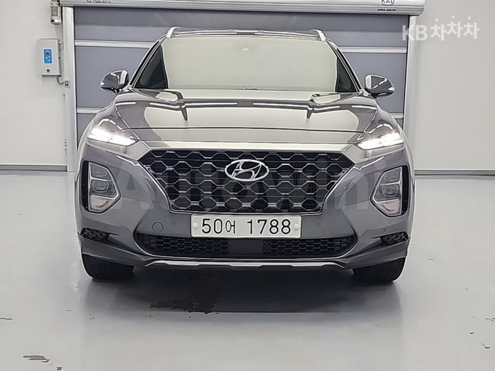 Hyundai SantaFe 2019 — 2