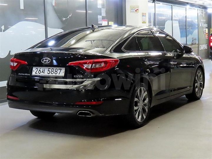 Hyundai Sonata 2015 KMHE341CBFA003671 — 4