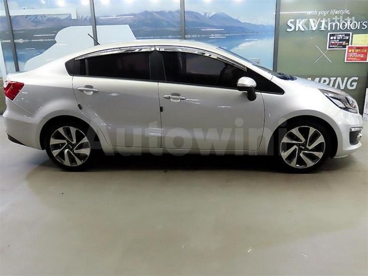 Kia Pride 2015 — 3
