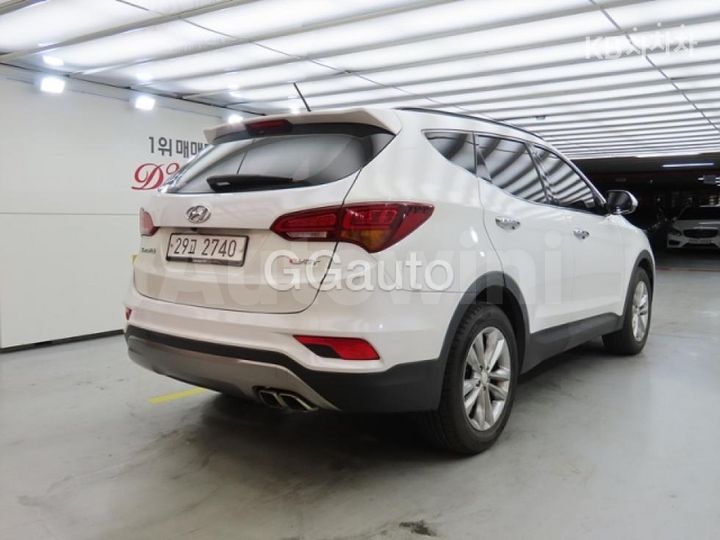 Hyundai SantaFe 2016 — 4