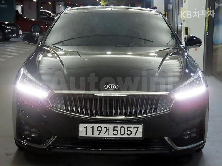 Kia K7 2019 — 2