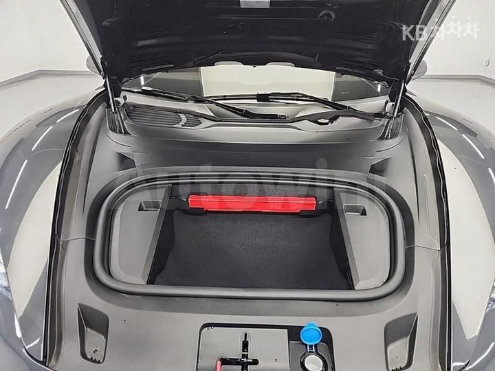 Porsche Taycan 2022 — 5
