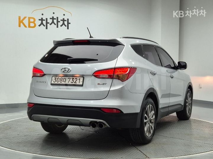 Hyundai SantaFe 2013 — 3