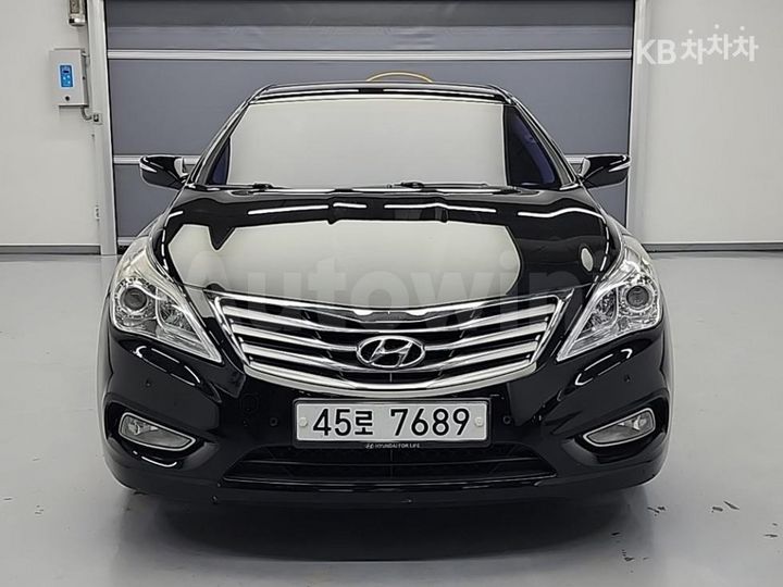 Hyundai Grandeur 2011 — 2